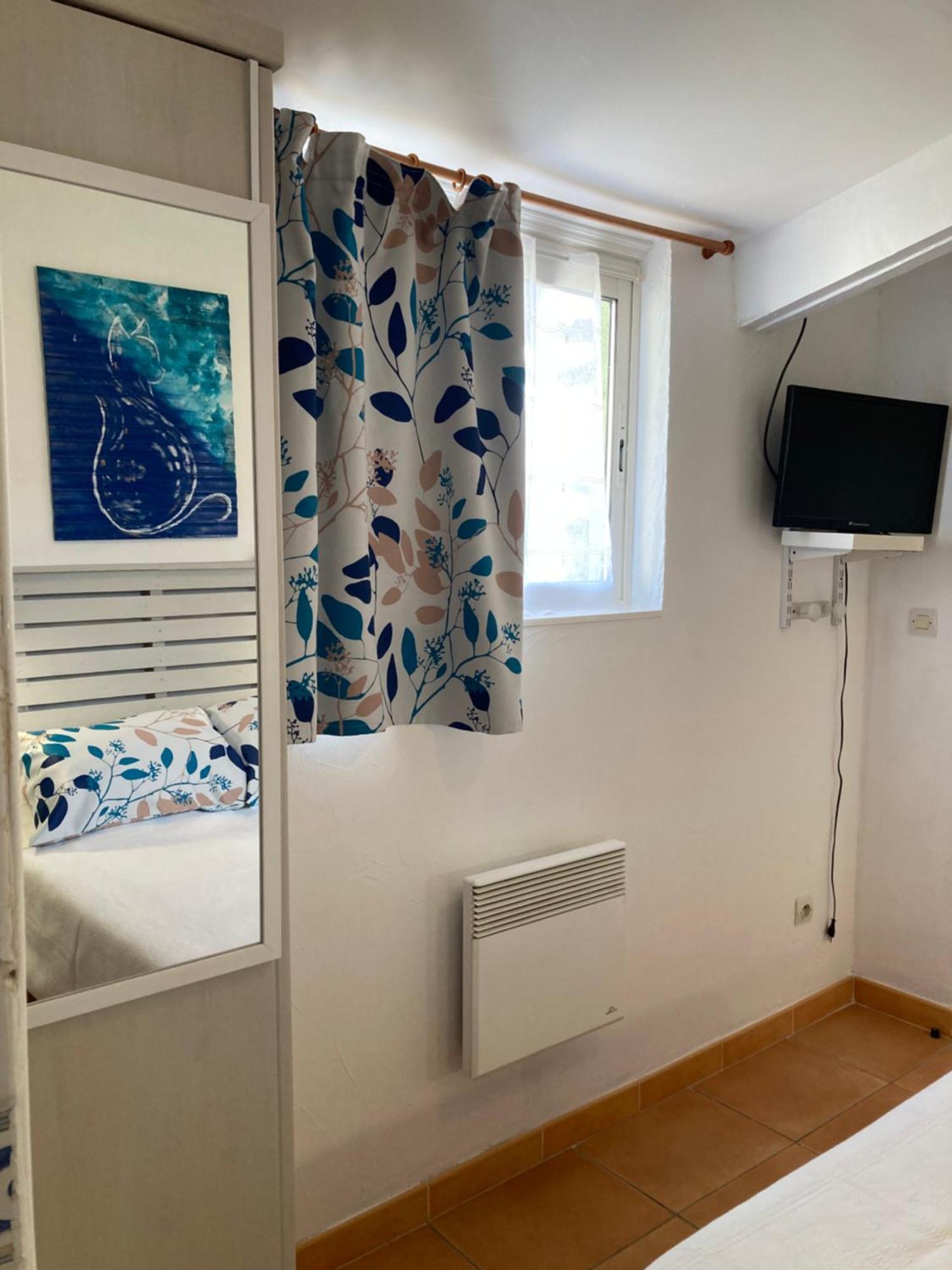 Les Hirondelles Apartment Bessan Luaran gambar